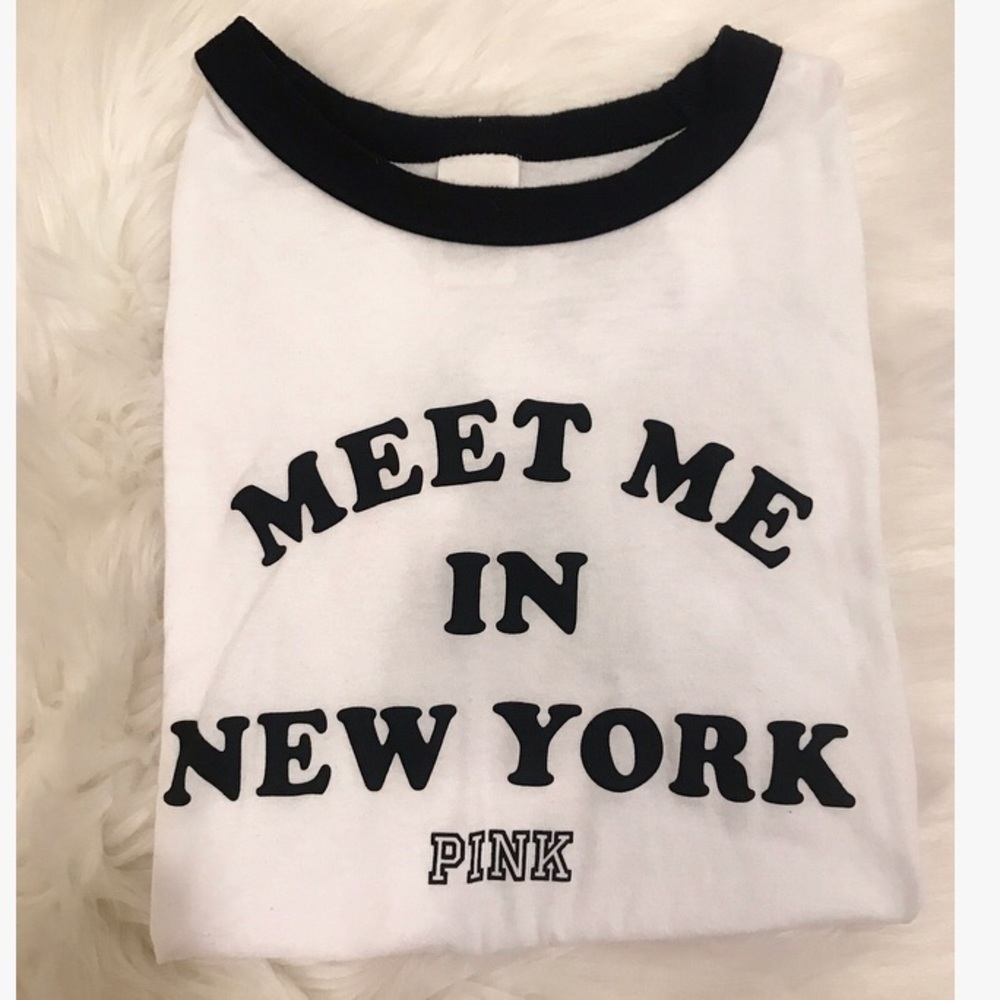 • Victoria’s Secret PINK T-shirt •